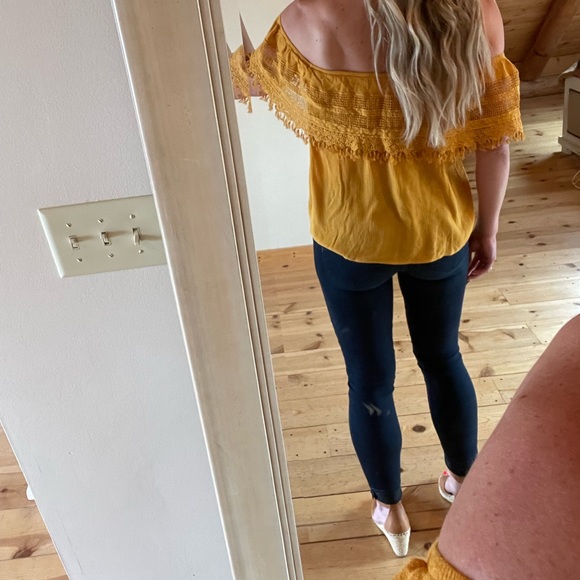 Off the shoulder top - Picture 4 of 6